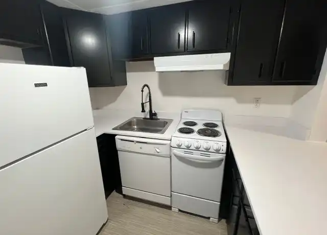 Property at 368 Redding Rd Unit 17, Lexington, KY, 40517, 1 bed, 1 bath, [object Object]