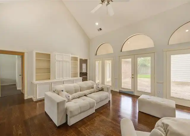 Property at 14323 Burgoyne Rd, Houston, TX, 77077, 4 beds, 3 baths, [object Object]