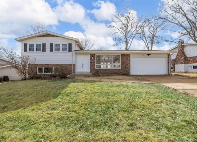 Property at 1216 Rivoli Dr, Manchester, MO, 63011, 3 beds, 2.5 baths, [object Object]