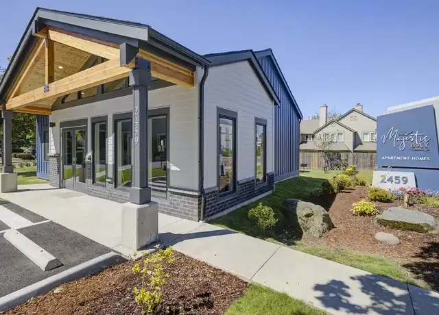 Property at Majestic Bay - 2459 S 216th St, Des Moines, WA, 98198, 2 beds, 1.5 baths, [object Object]