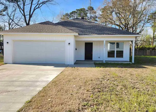 Property at 1223 Cherry Ln, Benton, AR, 72015, 3 beds, 2 baths, [object Object]