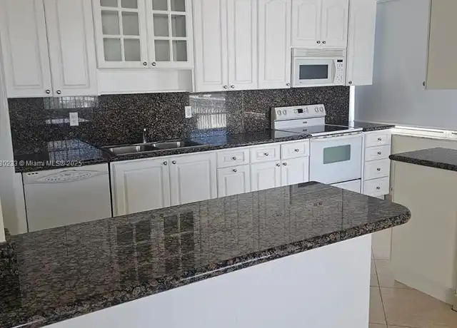 Property at 18011 Biscayne Blvd #1504, Aventura, FL, 33160, 2 beds, 2 baths, [object Object]