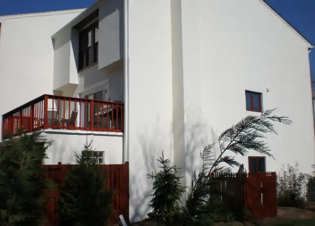 Property at 1904 N Woodley St Unit 2, Arlington, VA, 22207, 1 bed, 1 bath, [object Object]