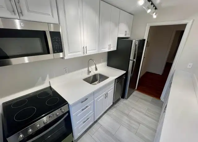Property at 310 Ashby St Unit B, Alexandria, VA, 22305, 2 beds, 1 bath, [object Object]
