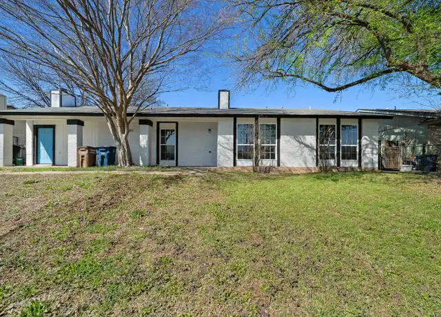 Property at 4900 E Stassney Ln Unit B, Austin, TX, 78744, 2 beds, 1 bath, [object Object]