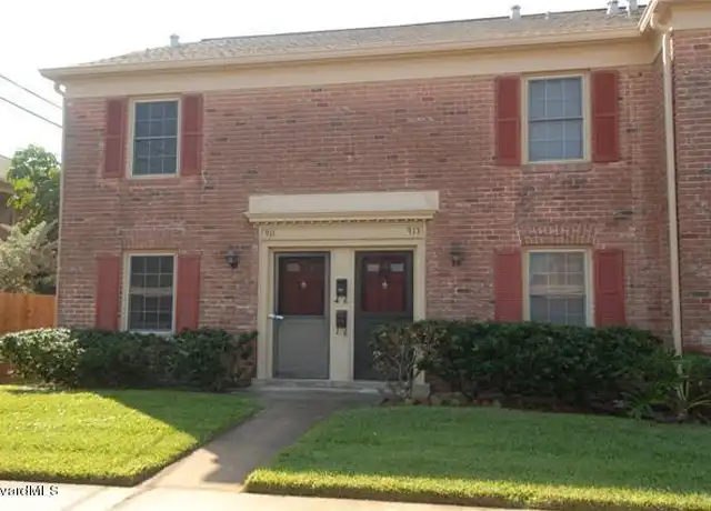 Property at 911 N Colonial Ct, Indian Harbour Beach, FL, 32937, 2 beds, 1.5 baths, [object Object]