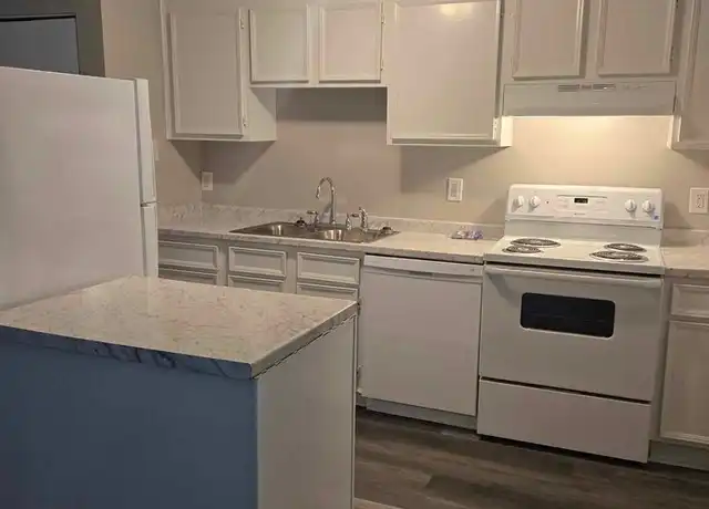 Property at 2515 Camellia Dr Unit B, Durham, NC, 27705, 2 beds, 1 bath, [object Object]