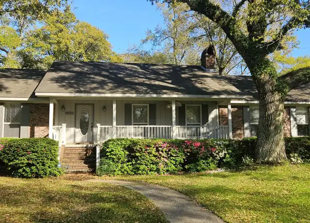 Property at 7743 Manini Way, Diamondhead, MS, 39525, 3 beds, 2.5 baths, [object Object]