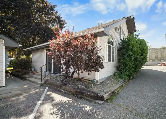 Photo of 20 E Pineridge Ct, Spokane, WA 99208