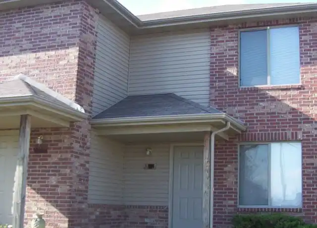Property at 3319 S Fairway Ave Unit 3319 Fairway, Springfield, MO, 65804, 2 beds, 1.5 baths, [object Object]