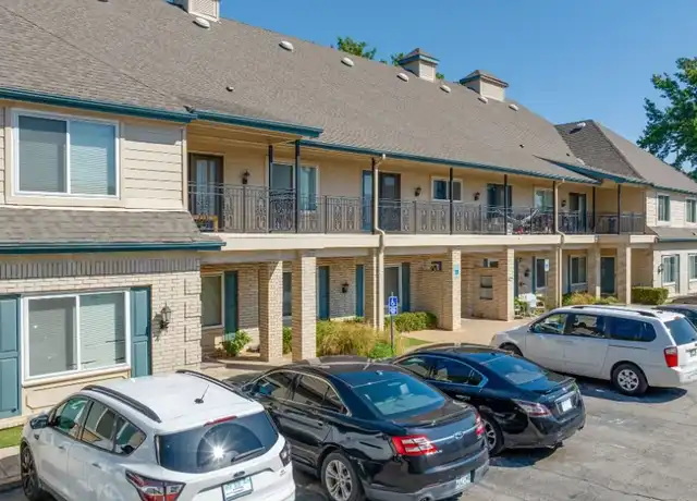Property at French Villa - Half Off First Months Rent PLUS Free Electric for July Move-ins! - 4752 S Harvard Ave, Tulsa, OK, 74135, 1-2 bed, 1 bath, [object Object]