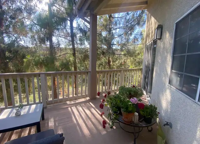 Property at 653 Oak Run Trl #307, Oak Park, CA, 91377, 1 bed, 1 bath, [object Object]