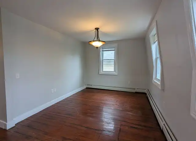 Property at 29 Brighton St Unit 3, Providence, RI, 02909, 4 beds, 1.5 baths, [object Object]