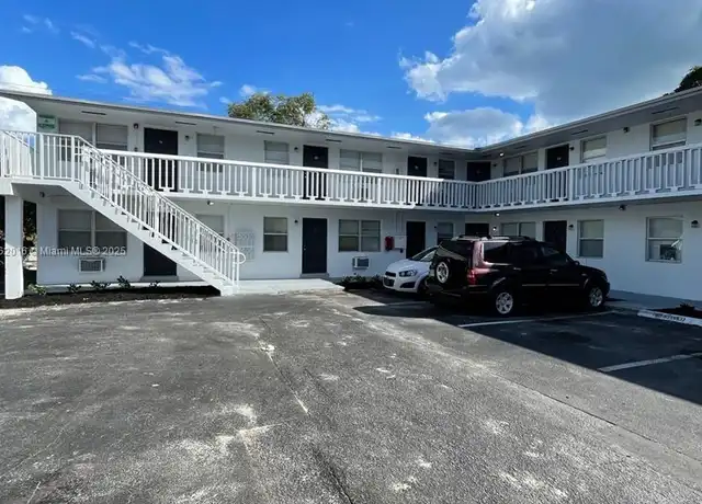 Property at 1102 S K St Unit 9, Lake Worth Beach, FL, 33460, 1 bed, 1 bath, [object Object]