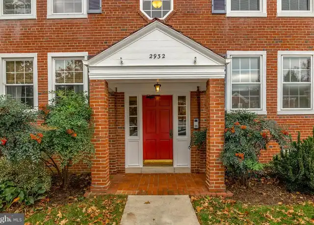 Property at 2932 S Buchanan St Unit B2, Arlington, VA, 22206, 2 beds, 2 baths, [object Object]