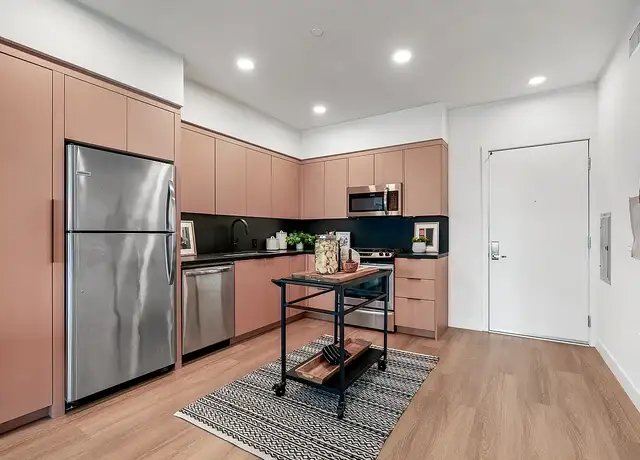 Photo of 10601 Washington Blvd, Culver City, CA 90232