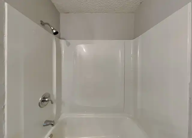 Property at 4720 Kilpatrick Ave, Fort Worth, TX, 76107, 2 beds, 1 bath, [object Object]