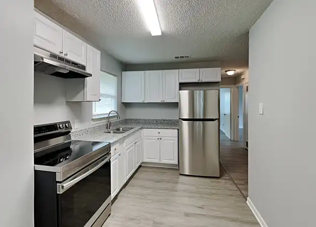 Property at 4720 Kilpatrick Ave, Fort Worth, TX, 76107, 2 beds, 1 bath, [object Object]