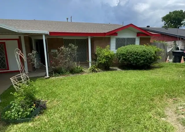 Property at 5455 S Acres Dr, Houston, TX, 77048, 3 beds, 2 baths, [object Object]