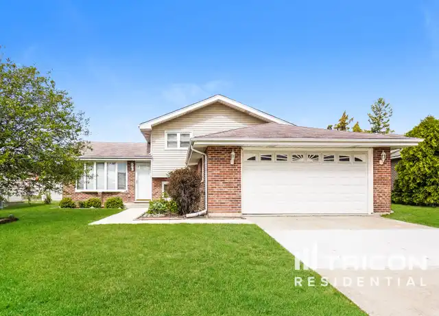 Property at 16646 Paxton Ave, Tinley Park, IL, 60477, 3 beds, 2 baths, [object Object]