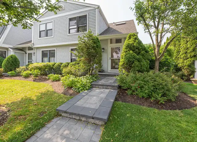 Property at 50 Hubbard Ln #27, Southampton, NY, 11968, 2 beds, 2 baths, [object Object]