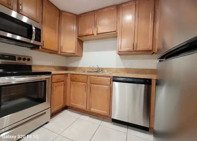 Property at 10880 Royal Palm Blvd #10880, Coral Springs, FL, 33065, 2 beds, 1 bath, [object Object]