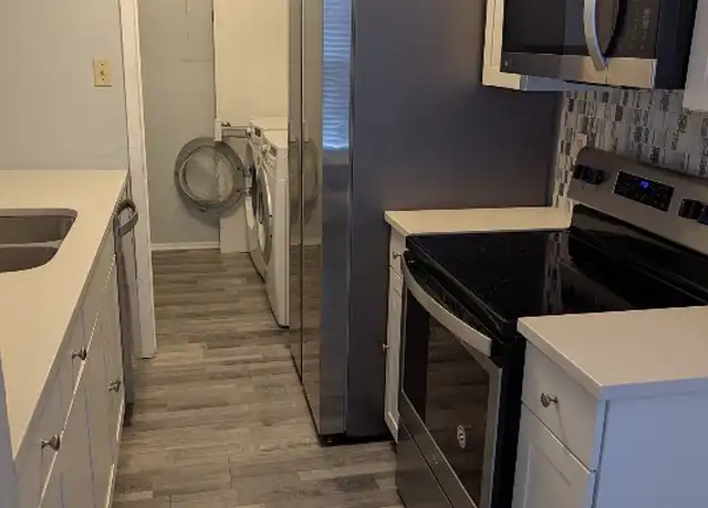 Property at 2102 Kirksey Dr Unit A, Austin, TX, 78741, 2 beds, 2.5 baths, [object Object]