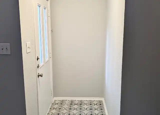 Property at 2102 Kirksey Dr Unit A, Austin, TX, 78741, 2 beds, 2.5 baths, [object Object]