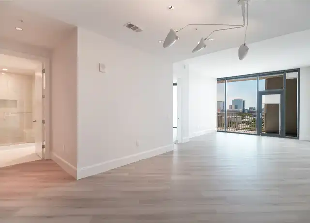 Property at 3333 Lake St Unit 11A, Houston, TX, 77098, 1 bed, 1 bath, [object Object]