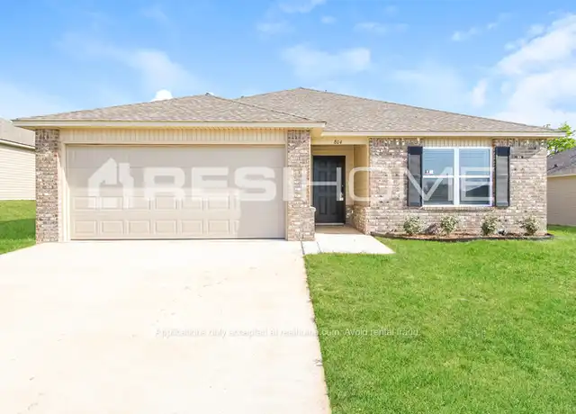 Property at 804 W Lola Dr, Mustang, OK, 73064, 3 beds, 2 baths, [object Object]