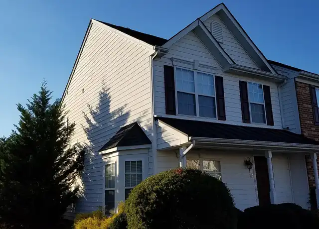 Property at 912 Dominion Townes Ct, Richmond, VA, 23223, 3 beds, 2.5 baths, [object Object]