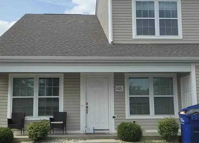 Property at 625 Pin Oak Dr NW, Christiansburg, VA, 24073, 3 beds, 2 baths, [object Object]