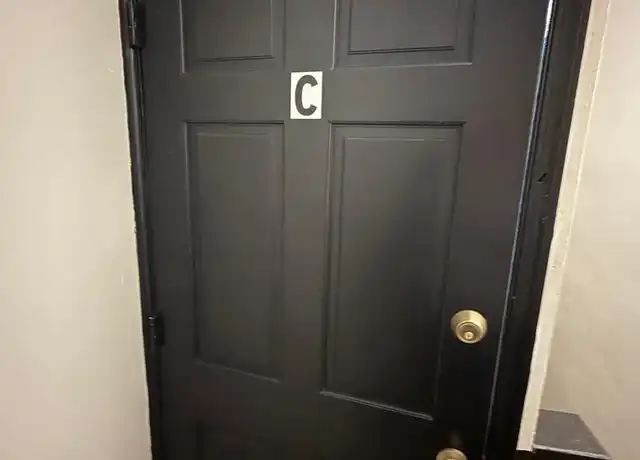 Property at 5748 Chestnut St Unit C, Philadelphia, PA, 19139, 1 bed, 1 bath, [object Object]