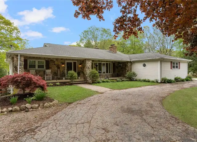 Property at 350 Shippee Rd, East Greenwich, RI, 02818, 4 beds, 3 baths, [object Object]