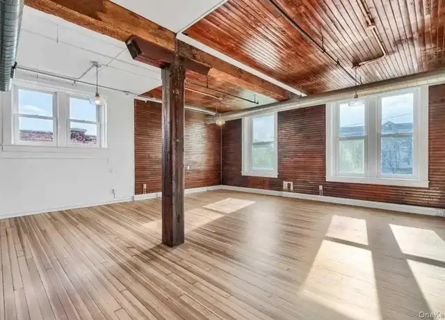 Property at 15 Railroad Ave Unit 2A, Kingston, NY, 12401, 2 beds, 1 bath, [object Object]