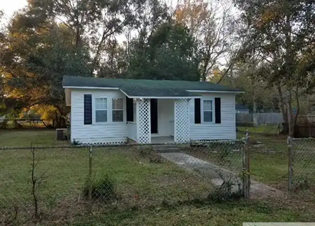 Property at 3922 Wiggins Dr, Mobile, AL, 36605, 2 beds, 1 bath, [object Object]