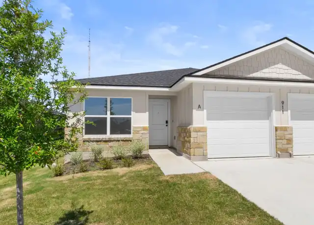 Property at 911 Sevenleaf LN, Killeen, TX, 76543, 3 beds, 2 baths, [object Object]
