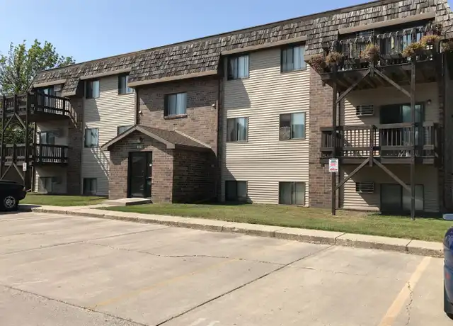 Property at Columbine 1951 - 1951 S 29th St, Grand Forks, ND, 58201, 2 beds, 1 bath, [object Object]