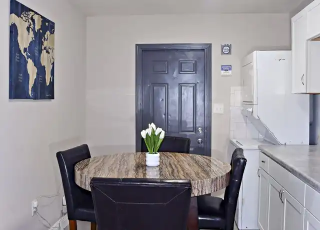 Property at 10010 N 15th St, Tampa, FL, 33612, 1 bed, 1 bath, [object Object]