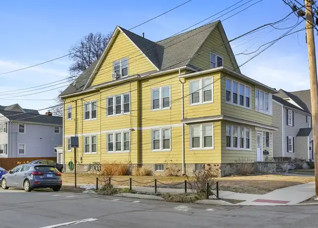 Property at 57 Homestead Ave Unit 57, Bridgeport, CT, 06605, 2 beds, 1 bath, [object Object]