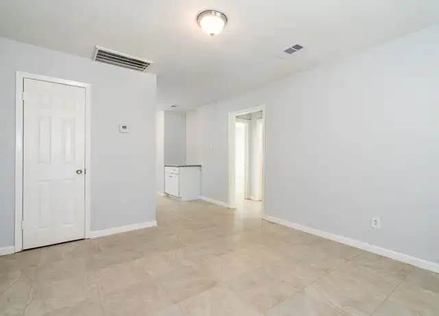 Property at 3114 Wentworth St Unit 2, Houston, TX, 77004, 2 beds, 1 bath, [object Object]