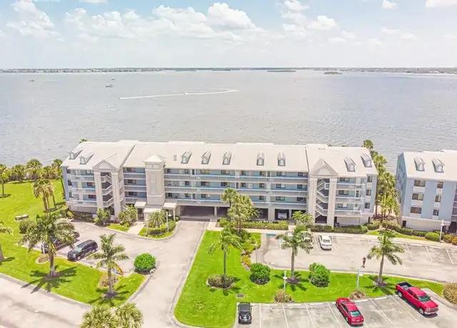 Property at 20 NE Plantation Rd #307, Stuart, FL, 34996, 2 beds, 2 baths, [object Object]