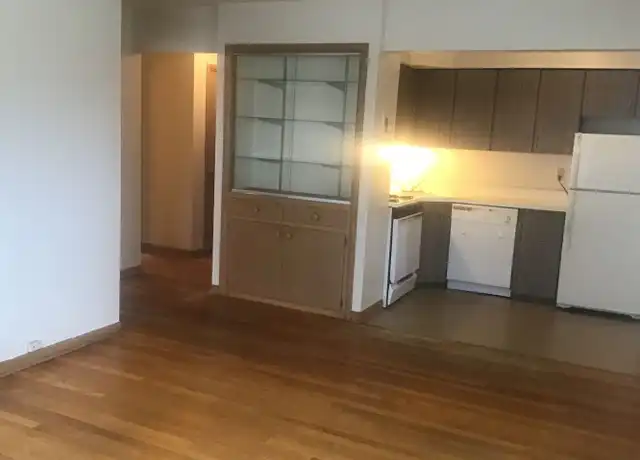 Property at 9131 W Congress St Unit 2, Milwaukee, WI, 53225, 1 bed, 1 bath, [object Object]