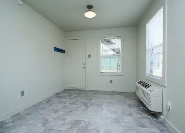 Property at 505 E 32nd St Unit 4, Houston, TX, 77018, 1 bed, 1 bath, [object Object]