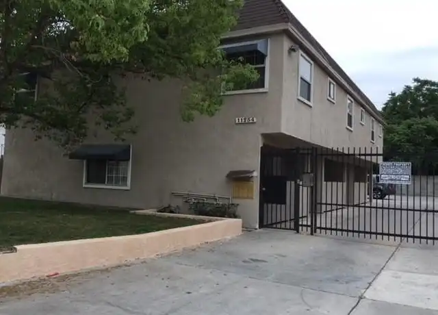 Property at 11254 Oxnard St Unit 4, North Hollywood, CA, 91606, 3 beds, 2.5 baths, [object Object]