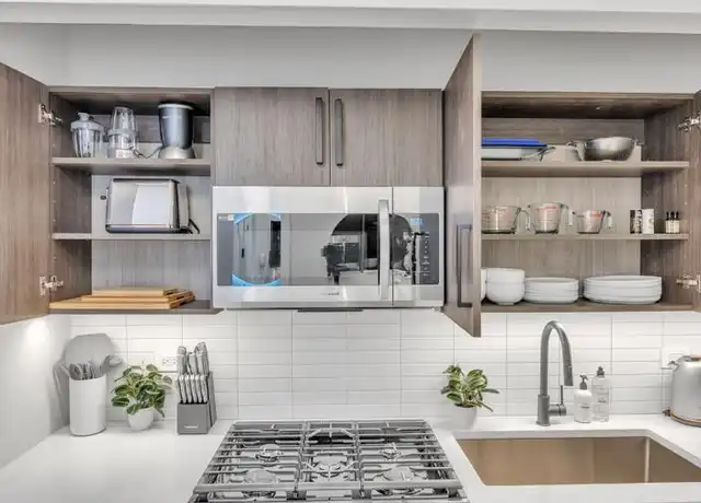 Property at 75 Wall St #2, New York, NY, 10005, 2 beds, 1 bath, [object Object]
