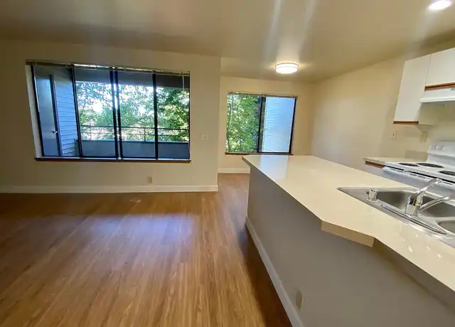 Property at Madison Gate - 2501 E Madison St, Seattle, WA, 98112, 1-2 bed, 1-2 bath, [object Object]