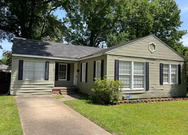 Property at 3717 Greenway Pl, Shreveport, LA, 71105, 3 beds, 2 baths, [object Object]