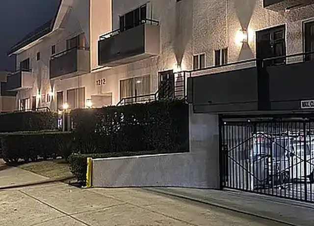Property at 1212 Gower St - 1212 N Gower St, Los Angeles, CA, 90038, 2 beds, 2.5 baths, [object Object]