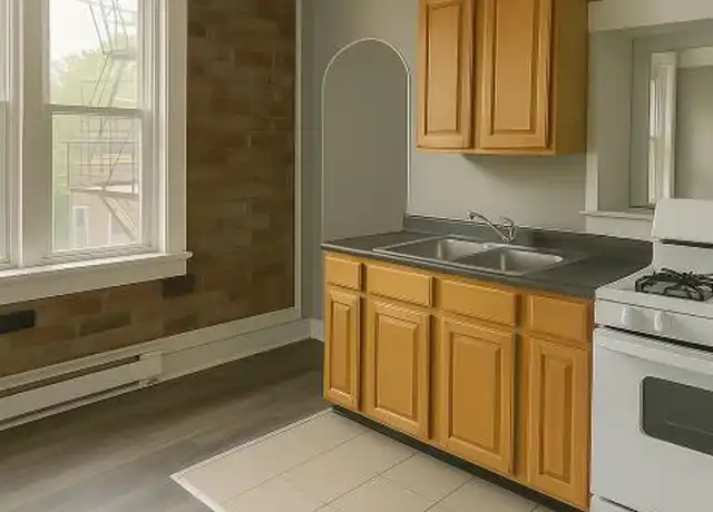 Property at 201 Emming St Unit 2, Cincinnati, OH, 45219, 1 bed, 1 bath, [object Object]